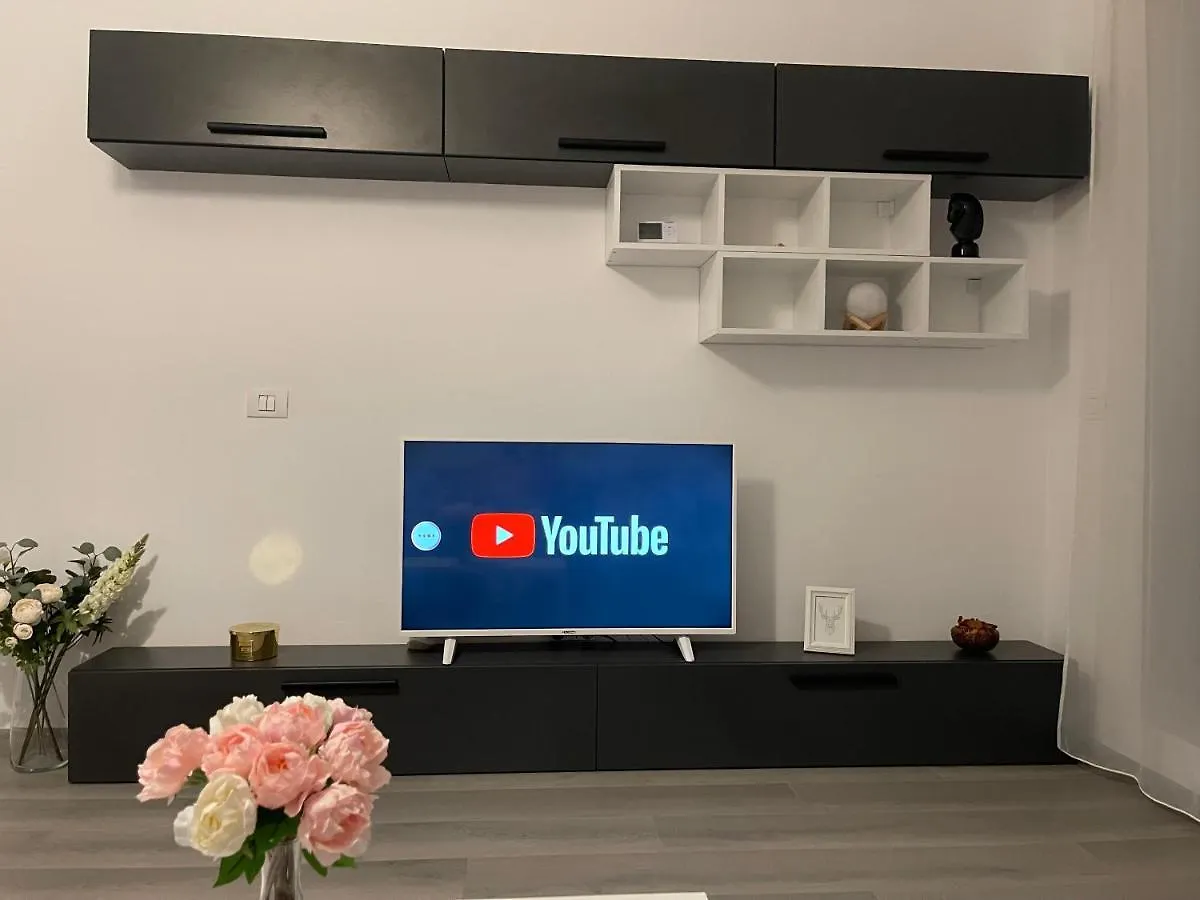 Sapphire Luxury Apartment Near Presidential Palace Bucharest Romania